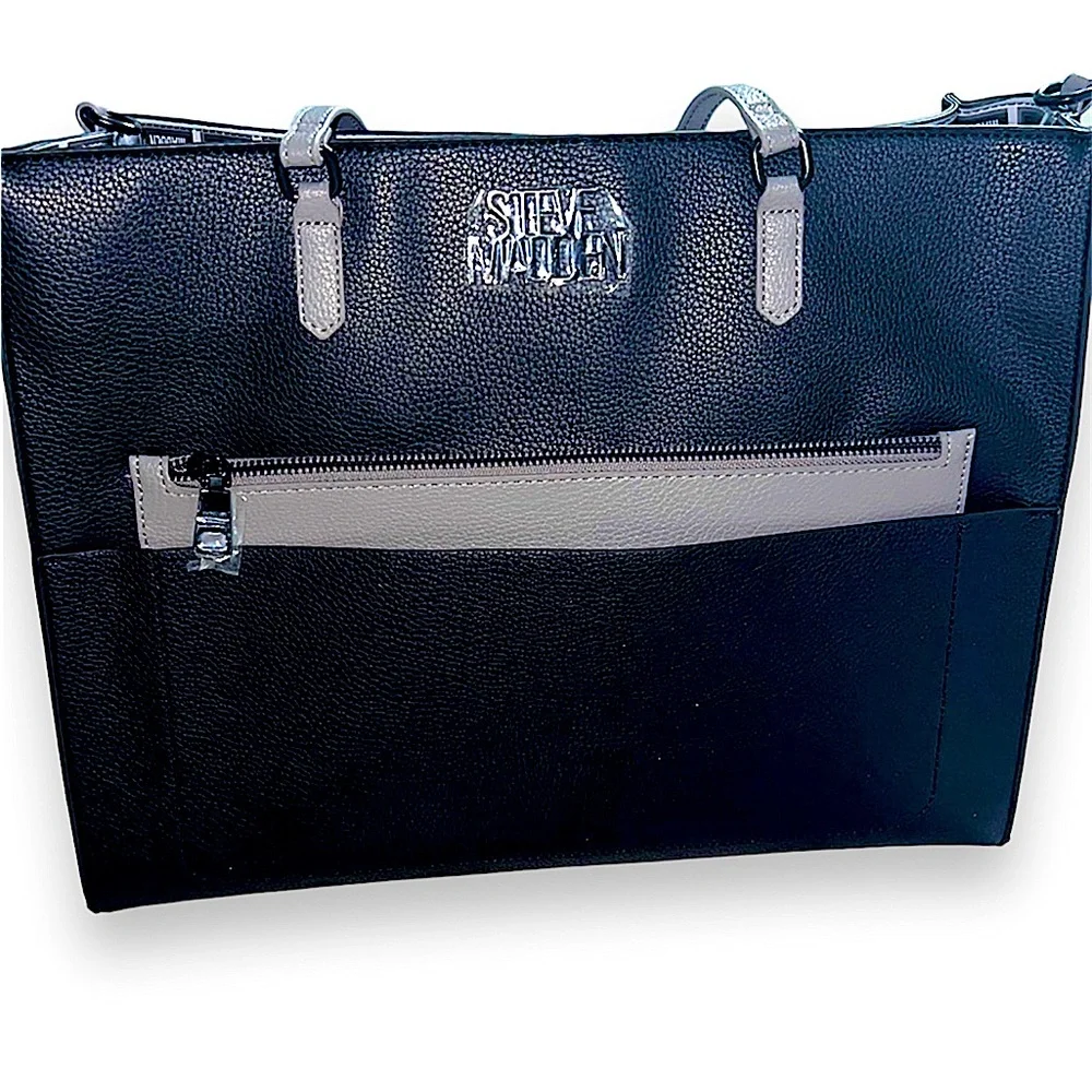 Steve Madden New without tags, 2 piece handbag and matching makeup bag. - Picture 2 of 5